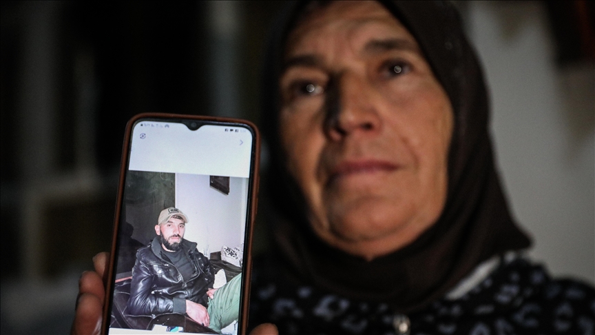 أمهات سوريا ينسجن وجع الانتظار على أبواب سجون إسرائيل الطويل