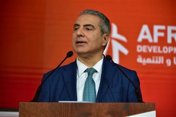 الملك يعزي في وفاة حسن الورياغلي مدير مجموعة المدى