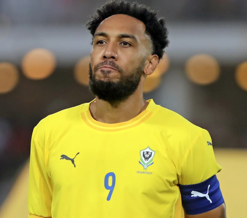 الغابون.. رفع تعليق أنشطة المنتخب مع استبعاد أوباميانغ