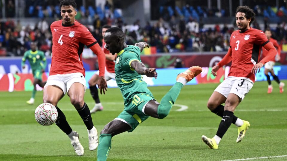 تفوق تاريخي مغربي يواجه طموح السنغال في نهائي كأس إفريقيا