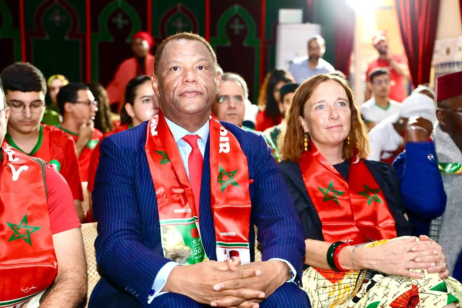 سفارة المغرب تدعو مواطنيها بالسنغال لمتابعة النهائي بروح الأخوة وضبط النفس