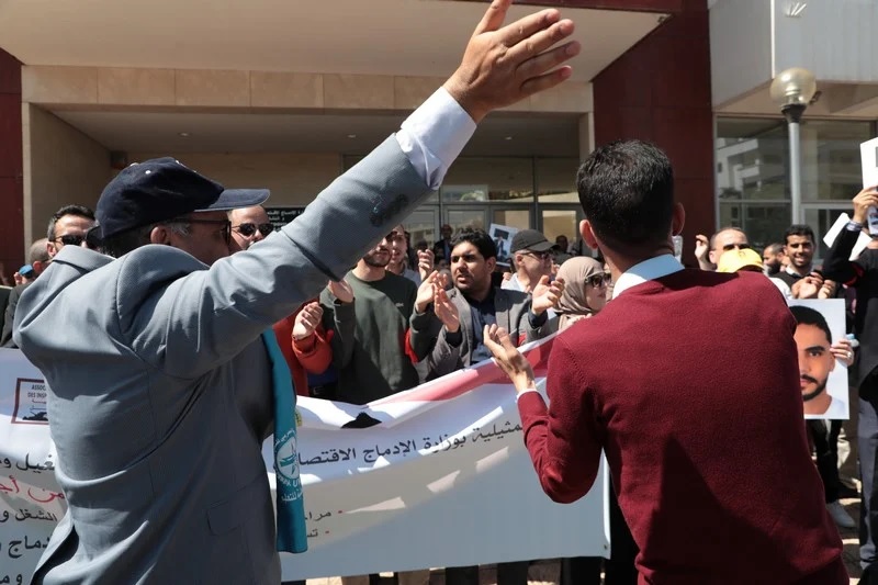 أزيد من سنة بلا مكتب.. شلل تنظيمي واحتقان بجمعية مفتشي الشغل