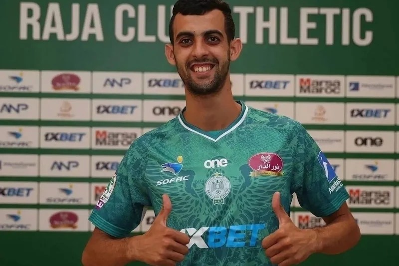 الأهلي المصري يتعاقد مع يوسف بلعمري