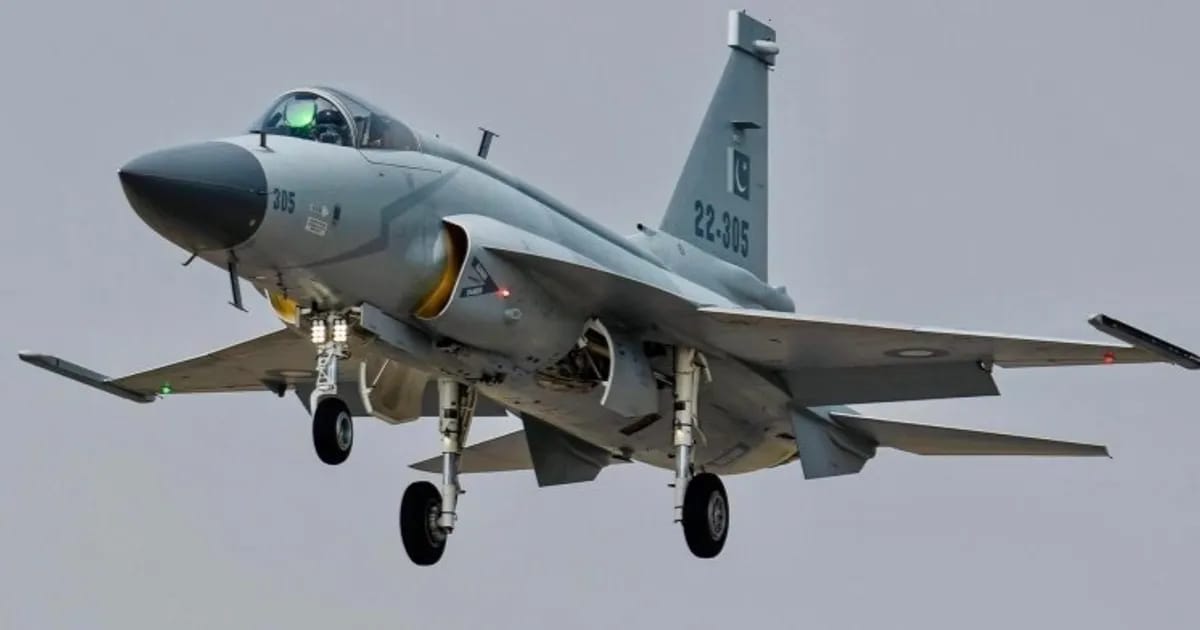 المغرب ضمن قائمة المهتمين ال 13 بمقاتلات JF-17 الباكستانية