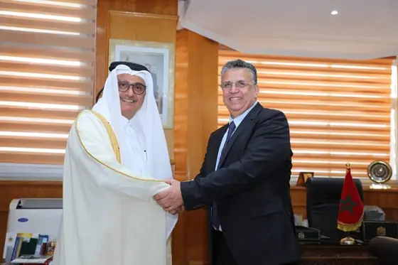 وهبي يقود مباحثات مع نظيره القطري