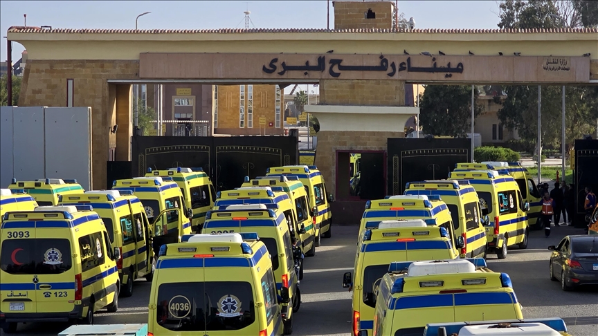معبر رفح يعود للخدمة لأول مرة منذ نحو عامين