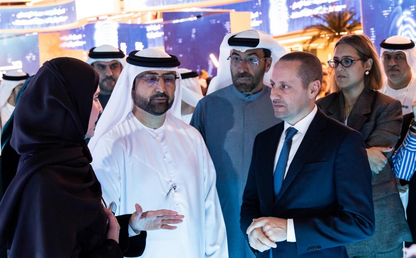 التهراوي يتباحث تعزيز التعاون الصحي مع نظيره الإماراتي