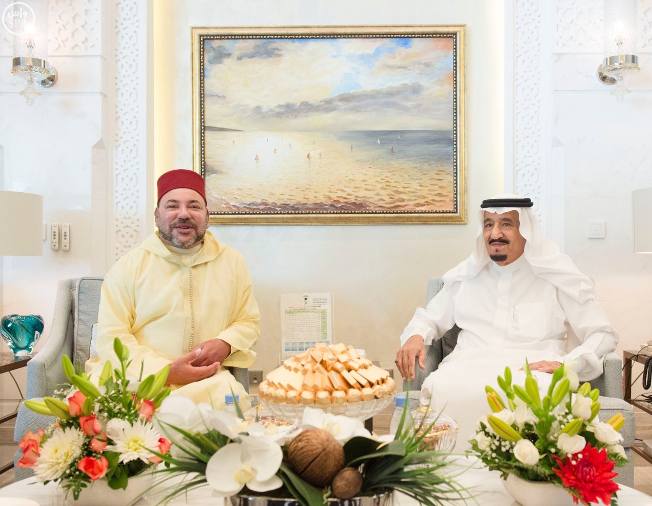 خادم الحرمين وولي العهد السعودي يهنئان الملك بحلول رمضان