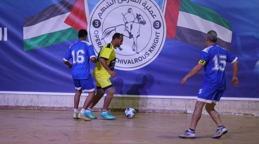 ملاعب غزة تستقبل أولى بطولات قداماء اللاعبين