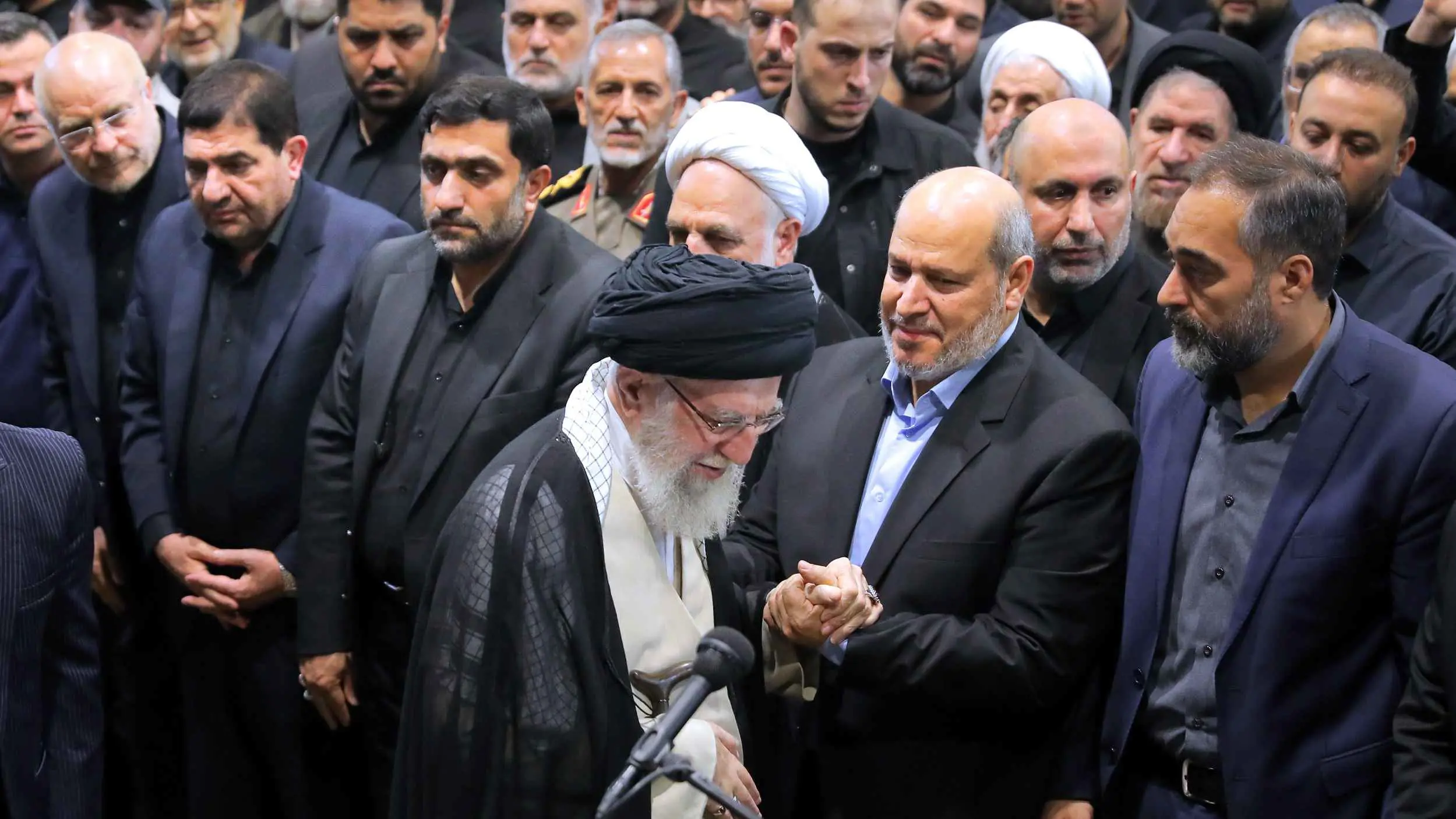 من يخلف خامنئي؟ سباق الخلافة بإيران يشتد وسط تصعيد عسكري إقليمي