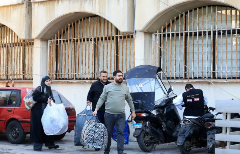 القصف الإسرائيلي يسبب نزوح 30 ألفا بلبنان
