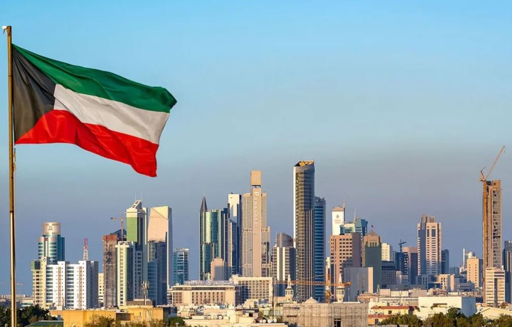 الكويت تحظر التصدير والإمارات تدعو للشراء على قدر الحاجة