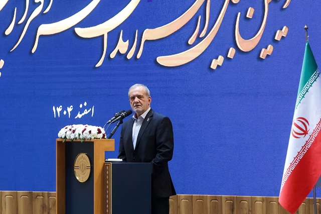 إيران تعتذر لدول الخليج مع تصاعد الحرب