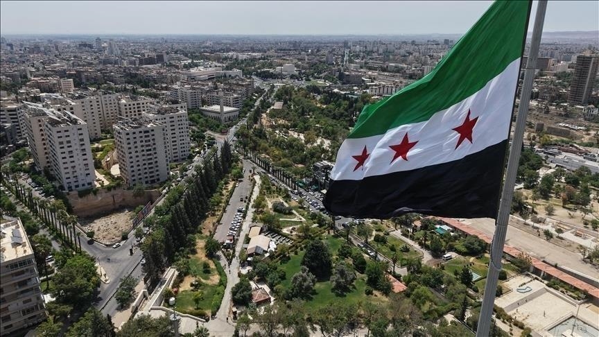 الحياد السوري في مواجهة الحرب الإيرانية.. استراتيجية حماية أم رهانات خطيرة؟