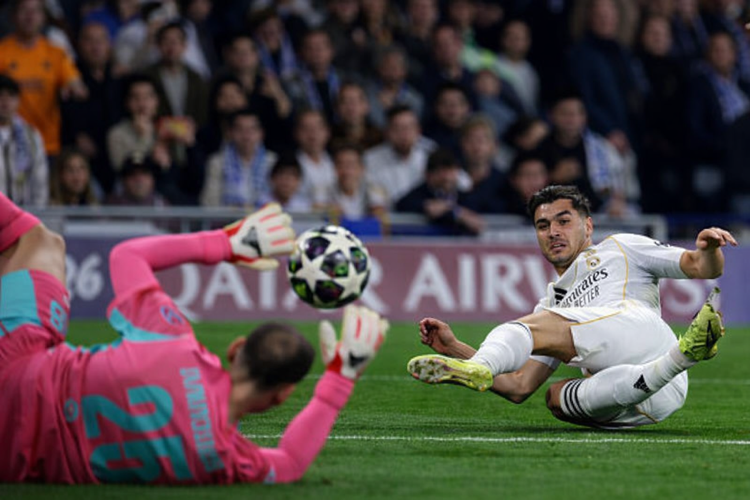 دياز وحكيمي يعزفان سيمفونية التألق في دوري أبطال أوروبا
