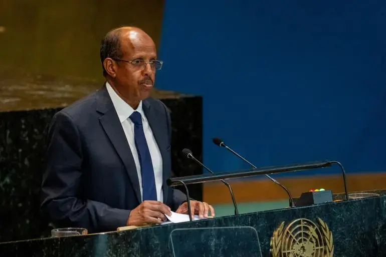 رئيس مفوضية الاتحاد الإفريقي يشيد بالدور الريادي للمغرب