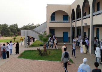 قاصر يبث الذعر في ثانوية بالدروة والأطر التربوية تعتصم