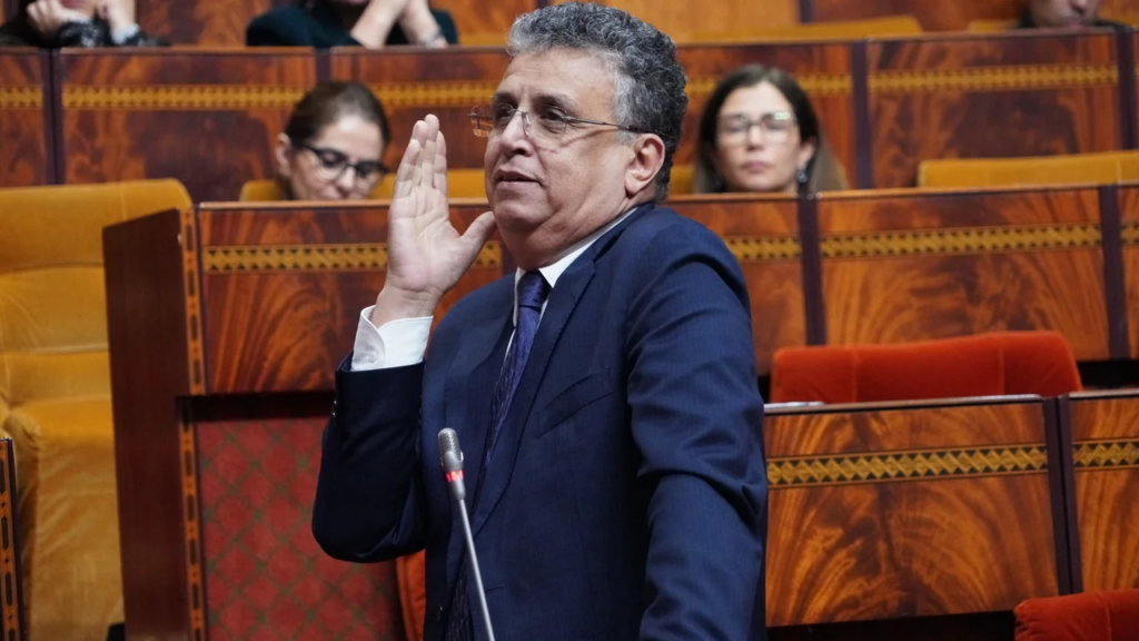 وهبي يتهم المحامين بـ”التواطؤ” ضد القضاء ويتشبث بتنفيذ برنامجه التشريعي
