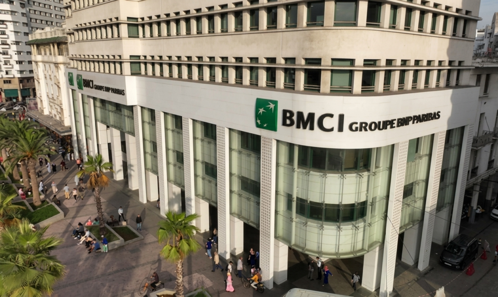 مجموعة “هولماركوم” تعلن استحواذها على 67% من رأسمال الـ”BMCI”