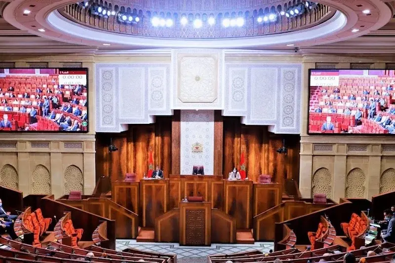 بين الفرص والمخاطر.. تحديات إدماج الذكاء الاصطناعي بالبرلمان المغربي
