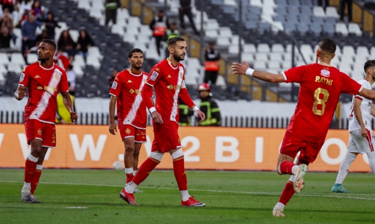 الوداد الرياضي يستعيد نغمة الانتصارات بثنائية زياش في شباك النادي المكناسي الوداد الرياضي يستعيد نغمة الانتصارات بثنائية زياش في شباك النادي المكناسي