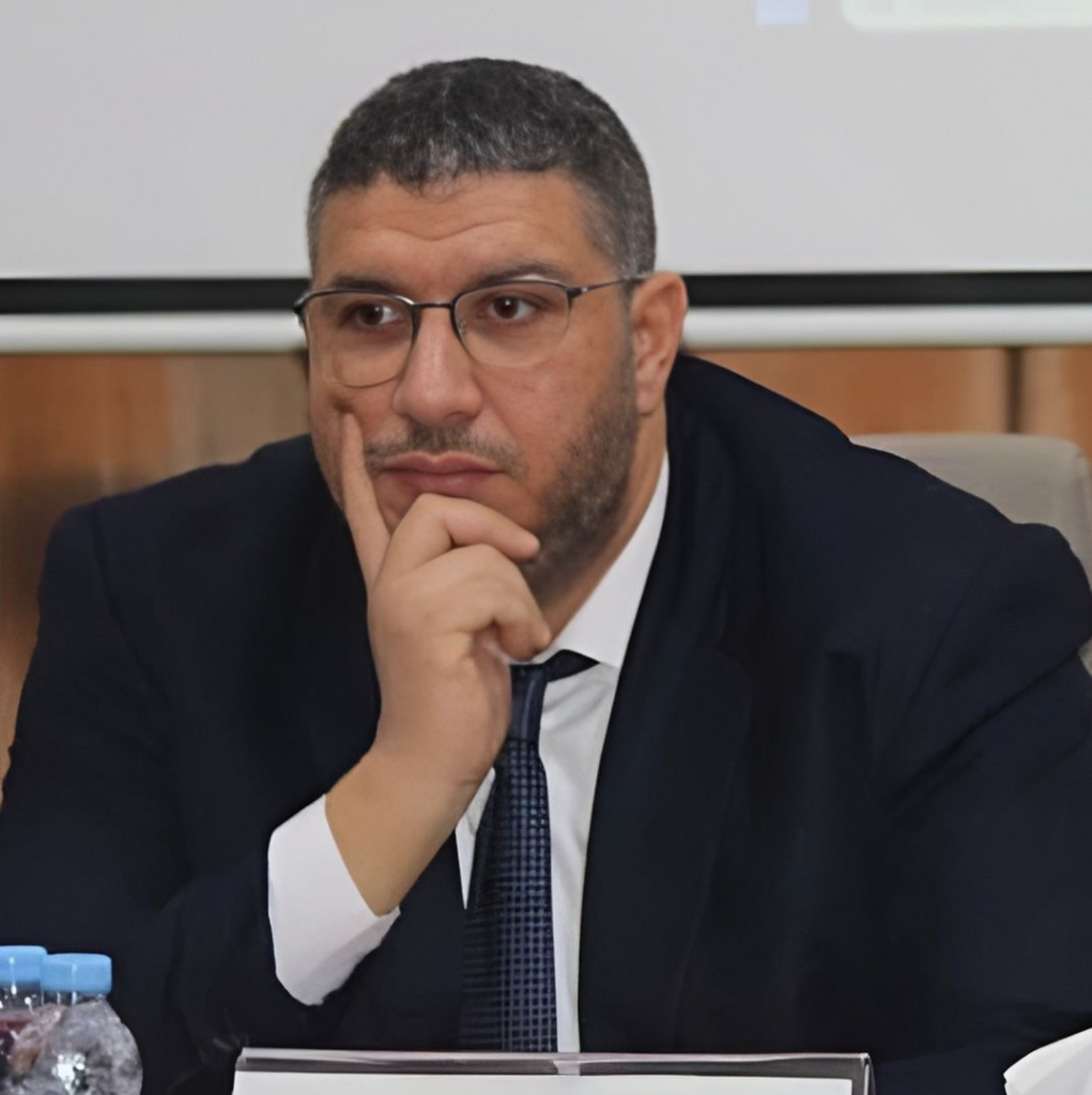 أبناءُ البيتِ الواحد لا يتهادمُون