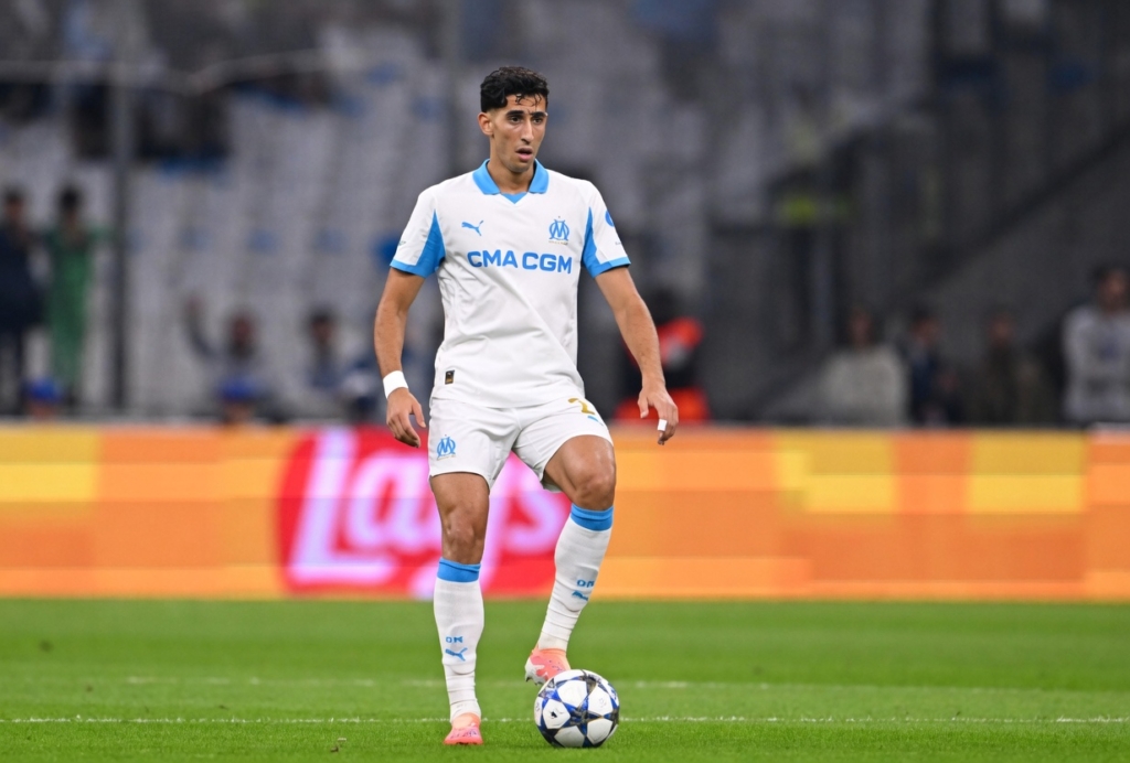 مارسيليا يسمح لأكرد باستكمال برنامجه العلاجي في المغرب