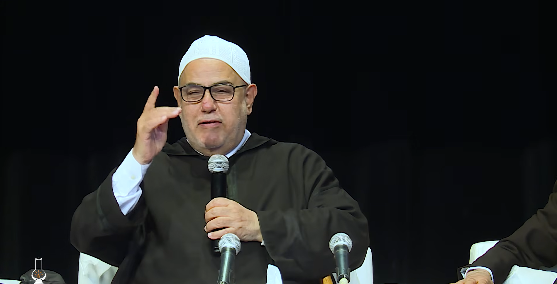 بنكيران يهاجم “ماكدونالدز”: واش حنا ما نعرفوش نديرو الخبز بالكفتة؟