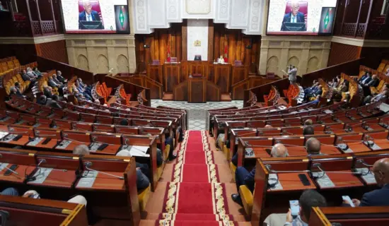 الكونفدرالية الديمقراطية للشغل تنتقد البرنامج الحكومي وتطالب بإجراءات ملموسة