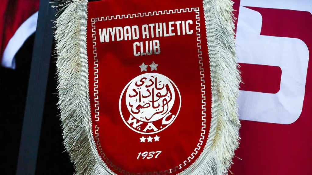 “فيفا” يمنع الوداد وأولمبيك آسفي من التعاقدات