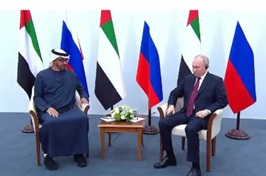 الرئيس الإماراتي ونظيره الروسي يبحثان العلاقات الثنائية