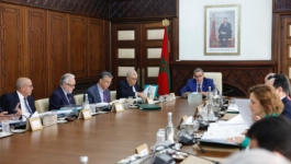 الحكومة تعدل نظام الدعم الاجتماعي لتشجيع المستفيدين على الاندماج في سوق الشغل