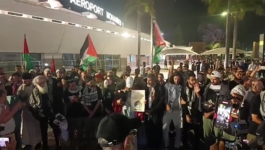 استقبال حافل لناشطين مغاربة من “أسطول الصمود” بالبيضاء