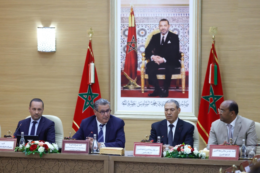 أخنوس يترأس أول مجلس إدارة للمجموعة الصحية الترابية بجهة العيون