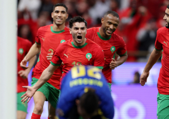 رحيل غوارديولا يفتح أبواب مانشستر سيتي لنجم المنتخب المغربي