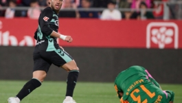 برشلونة ينسحب من السباق ونيوكاسل يفتح خزائنه لخطف الزلزولي