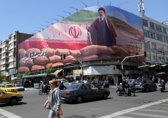 طهران تواصل دراسة مسودة الاتفاق المحتمل مع واشنطن