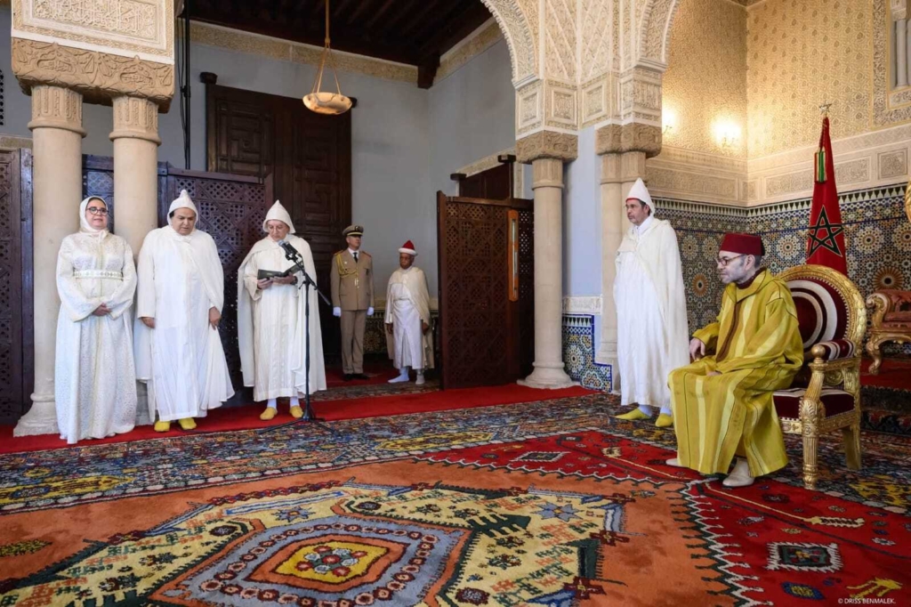 الملك يعين رئيس المحكمة الدستورية ويستقبل الأعضاء المعينين