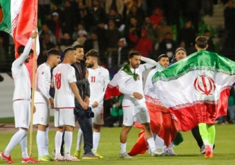 إيران تسلّم جوازات منتخبها للسفارة الأمريكية بأنقرة