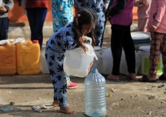 “المياه تصل كل أربعة أيام”.. صيف غزة يزيد مأساة النازحين تحت الحصار