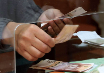 الحكومة تراهن على تشجيع التصريح بالعمل بمنحة استثنائية للمقصيين من الدعم المباشر