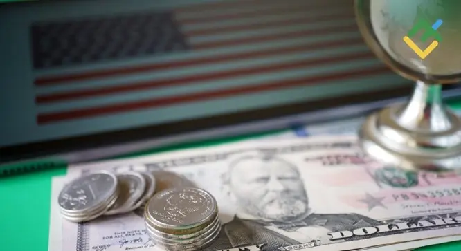 الدولار يتماسك بدعم من آمال وقف الحرب في الشرق الأوسط