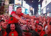 “تايمز سكوير” تتزين بجمال العلم المغربي قبل مباراة البرازيل