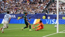 بأداء بطولي.. المنتخب السعودي يخرج بتعادل ثمين أمام الأوروغواي