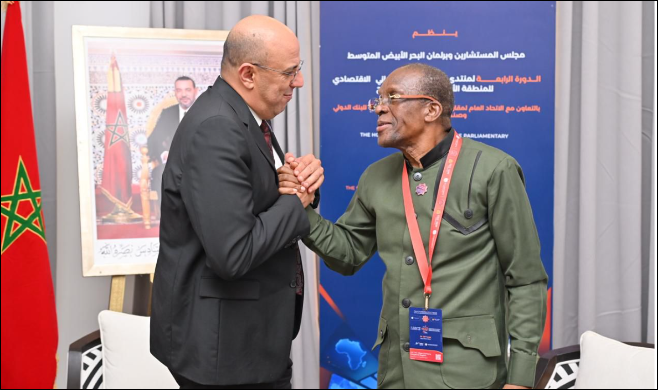 ولد الرشيد يتباحث مع مسؤولين برلمانيين أفارقة