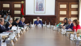 الحكومة تصدم وهبي بتأجيل قانون الموثقين وتعزز أدوار هيئة الأطباء