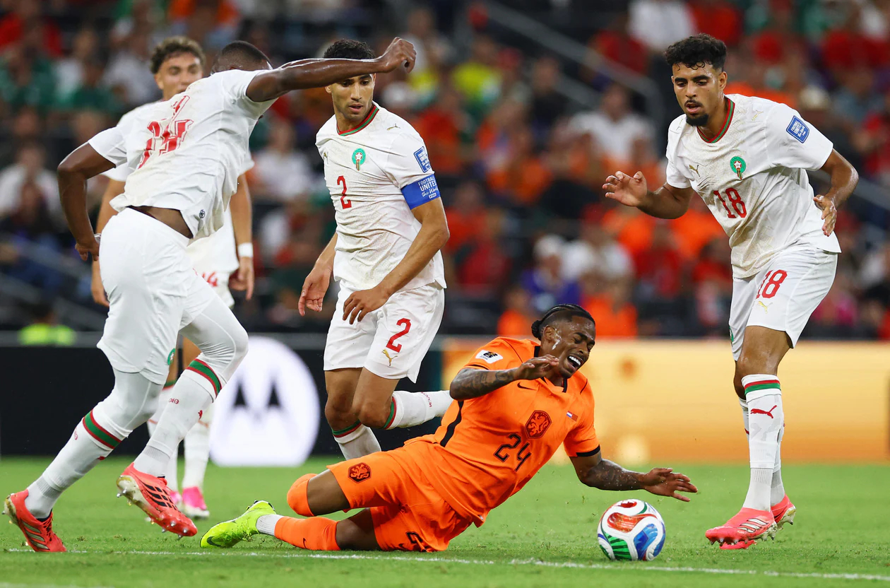 المنتخب المغربي يسقط هولندا بركلات الترجيح ويمر لثمن النهائي