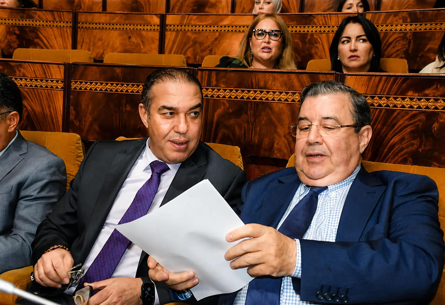السنتيسي يحسم استقالته من الحركة الشعبية احتجاجاً على تصريحات أوزين