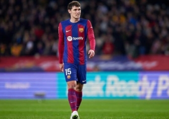 برشلونة يمدد عقد المدافع كريستينسن لعامين