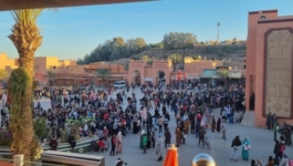 ساحة الموحدين بورزازات.. القلب النابض لمدينة الألف قصبة وقصبة